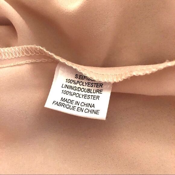 WAYF Off Shoulder Dress in Pink Bouquet Print - Picture 9 of 10